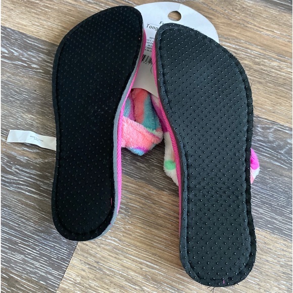 Fur Flops - Picture 5 of 6